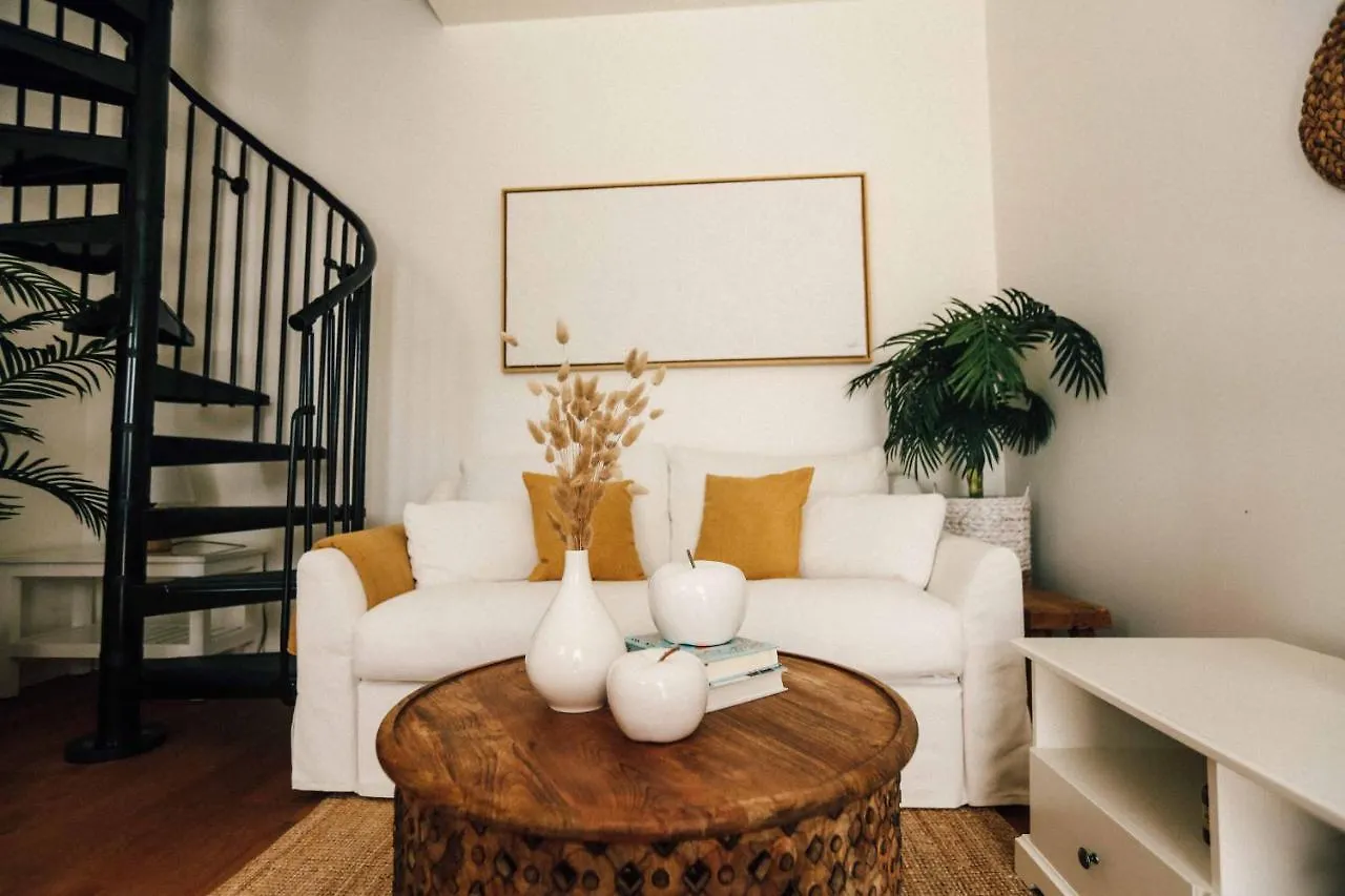 Apartament Seafront Beach House - First Row To Sea Zadar